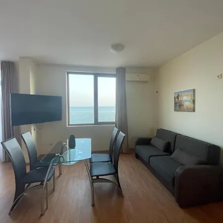 Apartment Garden Of Eden Nk Modern E Apartmens,